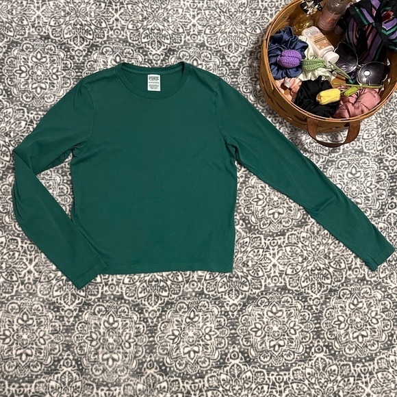 Victorias Secret PINK Longsleeve Tshirt Size XS - Picture 3 of 4